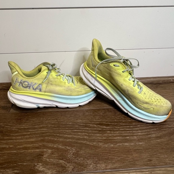 Hoka Shoes - Women's Hoka Clifton 9